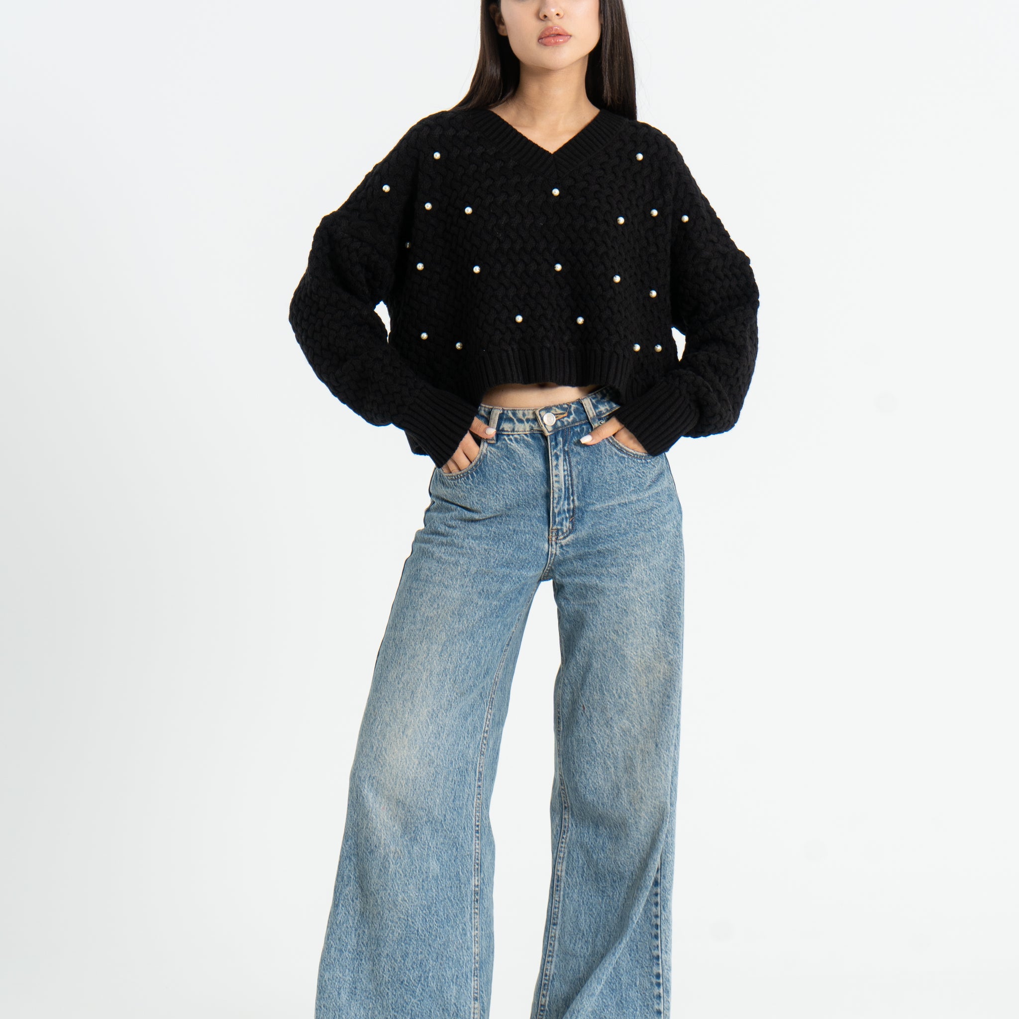 Pearls Cropped Pullover - Black